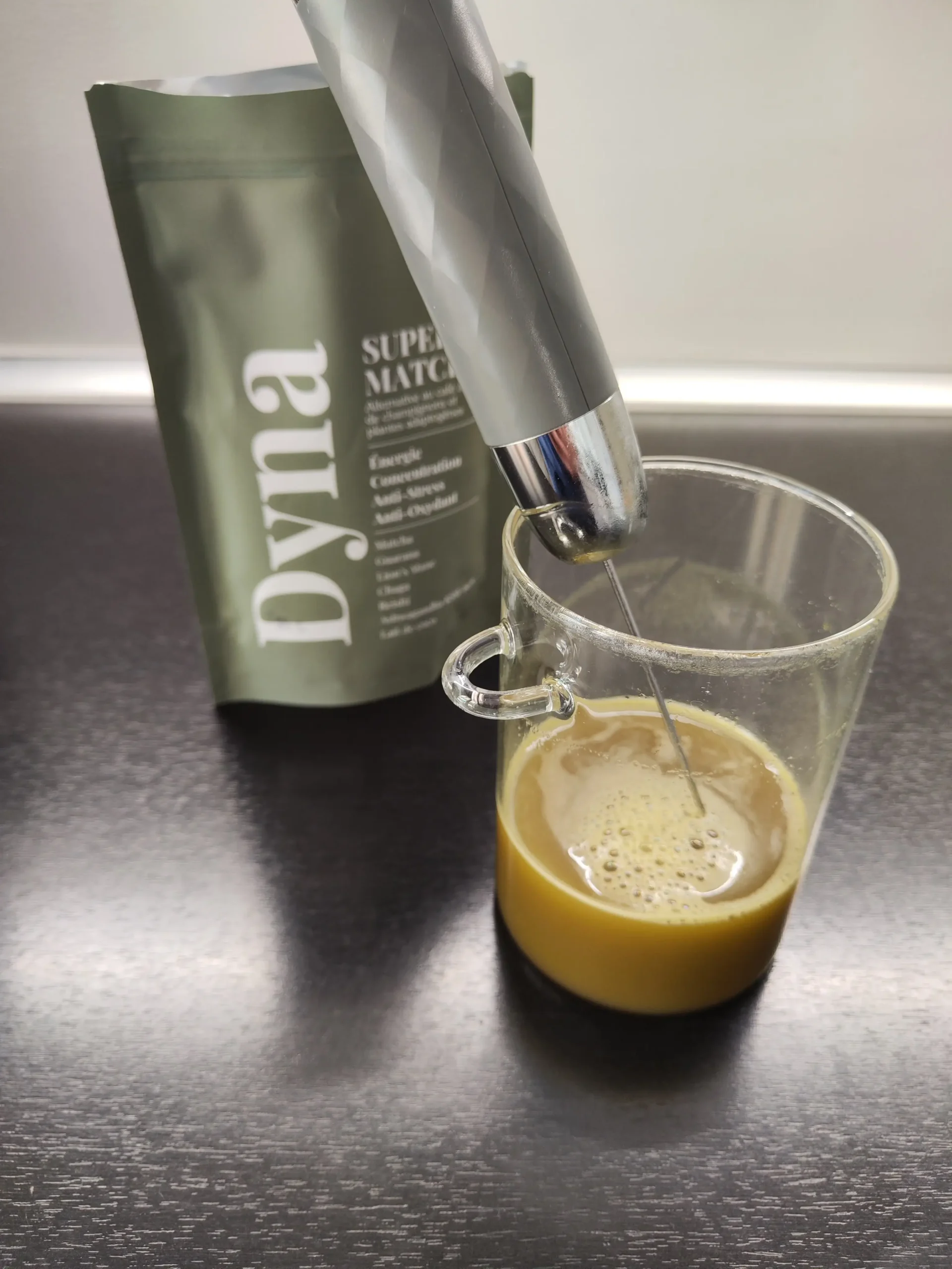 Super Matcha Dyna préparé, avis test AdaptoZen